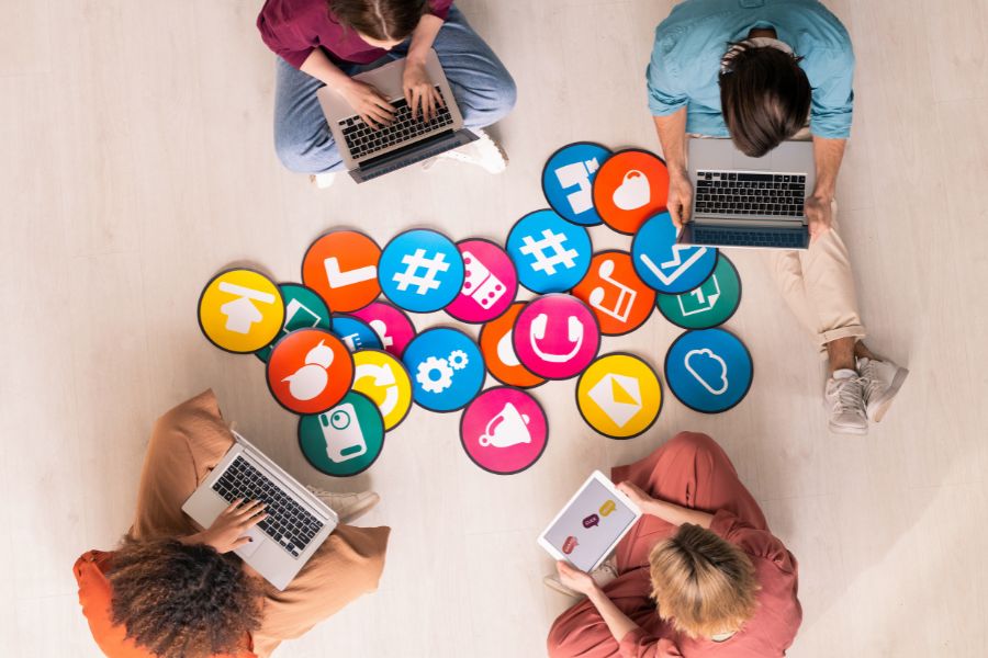 Using Social Media to Connect with Customers
